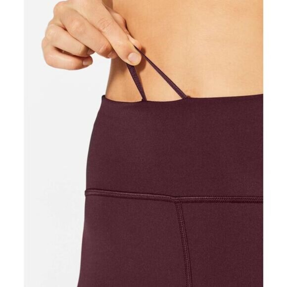 LULULEMON Train Times Crop 17" Size 4 Garnet - Picture 4 of 8